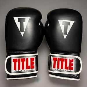 Title Classic 16oz Adjustable Strap Pro Style Training Boxing Gloves Black XL
